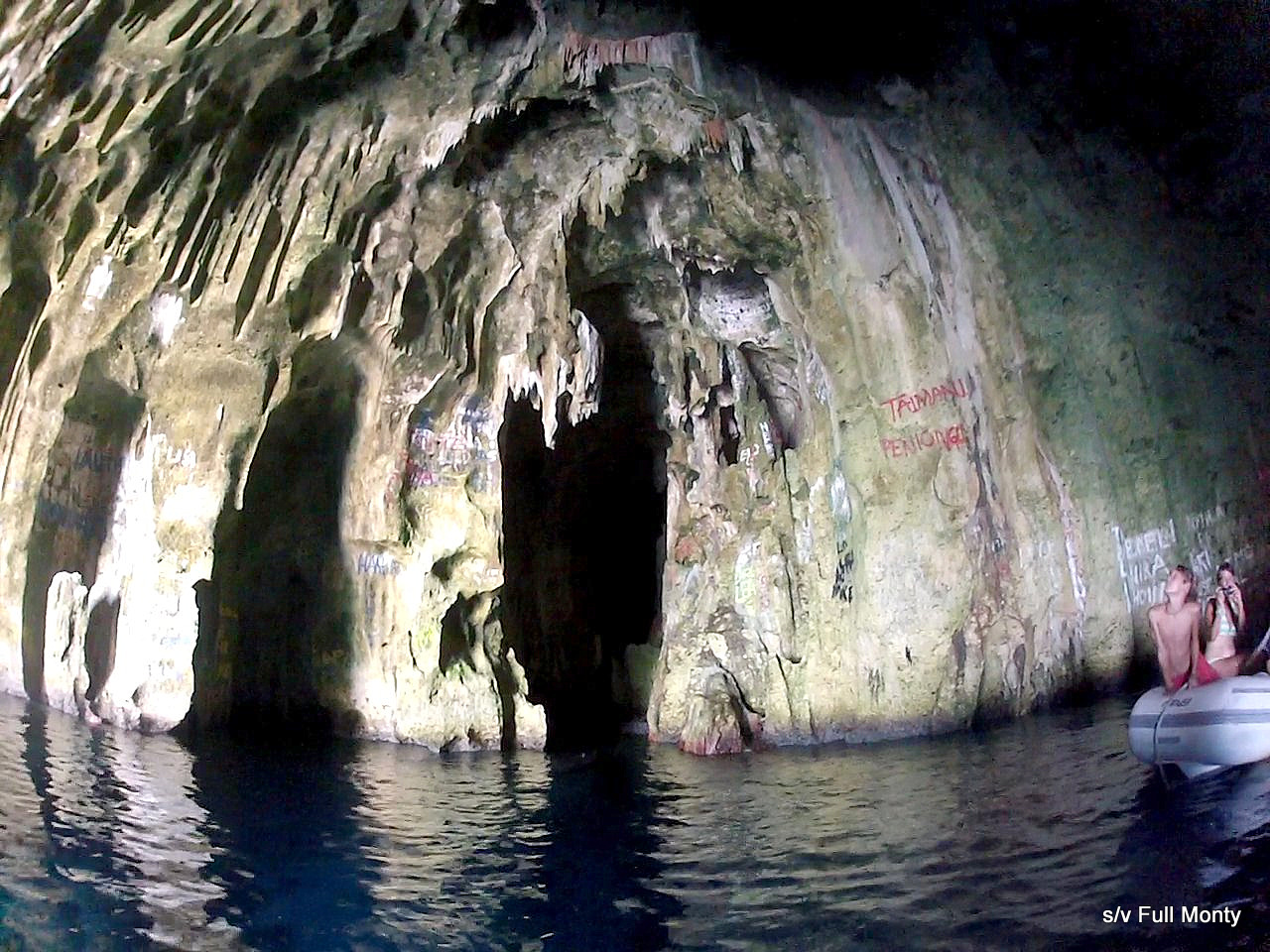 tonga ~ cave & snorkeling explorations  s/v Full Monty